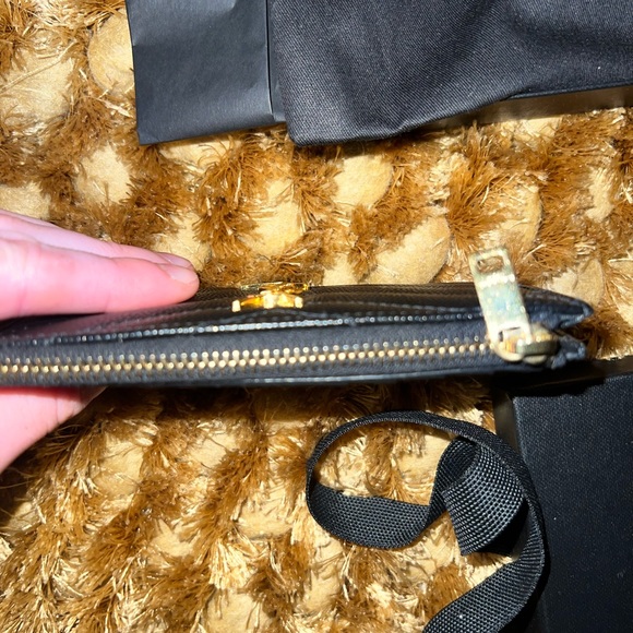 CASSANDRE SAINT LAURENT MATELASSÉ ZIPPED FRAGMENTS CARD CASE - Picture 7 of 12